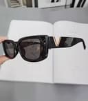 Lentes V